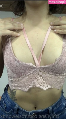 Rosiebaee - Who’s itching for a drain?? 😈