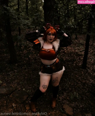 divine.venus [ divine-venus ] - Watch as cutesy Tay edges you. Gets you closer, closer, closer...