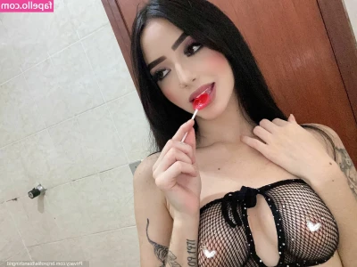 Ingrid Biancchi [ ingrid-biancchi ] - Can u help me soap my body daddy?