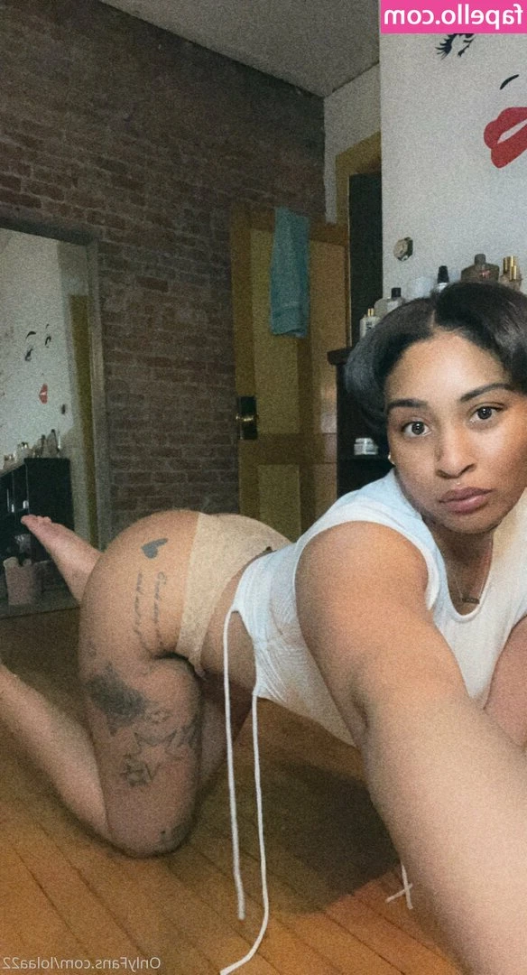 lolaa22 - How’s everyone doing?!