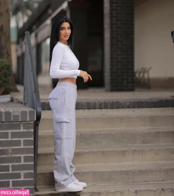 Elwa Saleh [ elwa-saleh ] - Or dirty and spread?
