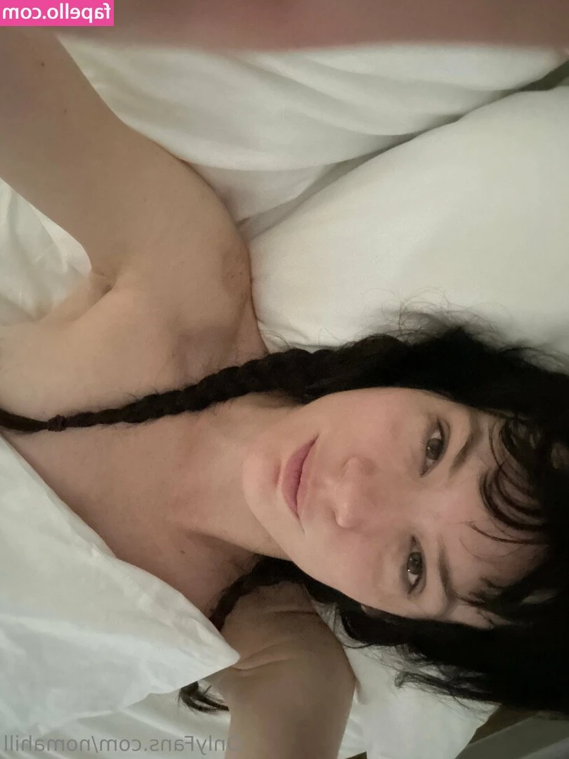 nomahill - Titty Tuesday 😉