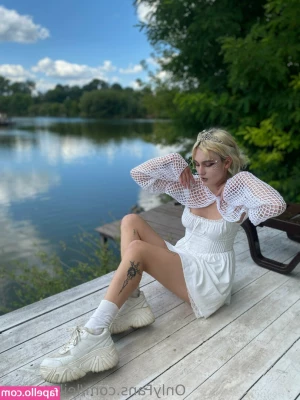 leilaagrace - Happy Easter from Australia   New video up today