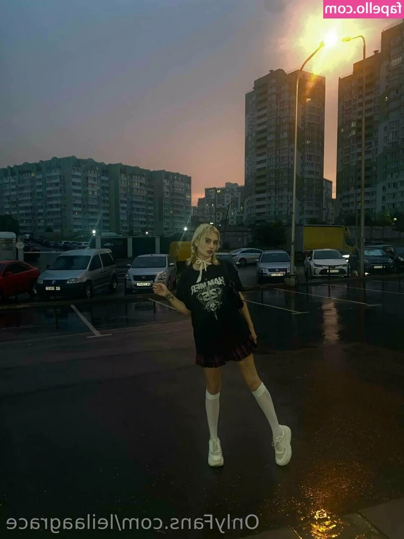 leilaagrace - let me ride while you grab my throat