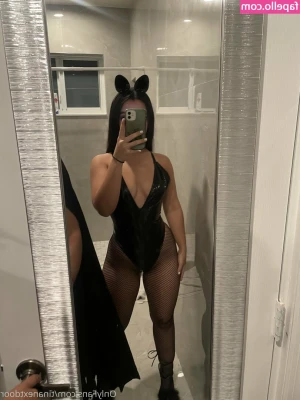 Kristina Rojas [ kristina-rojas ] - These pics turn you on more than most of the porn you’ve EVER seen.