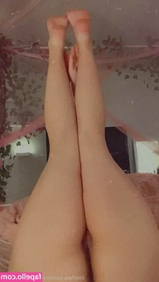 Angel Babi [ angel-babi ] - Check your inbox for this uncomfortable sock worship clip! I can't