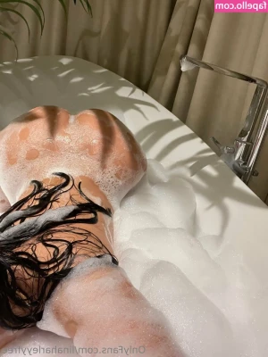 linaharleyyfree - 🩷 throwback Thursday https://onlyfans.com/12106982/tillykush