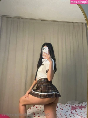 linaharleyyfree - A couple older photos and a clip to tide you over til the new video