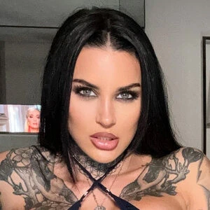 Mistress Mika Katana