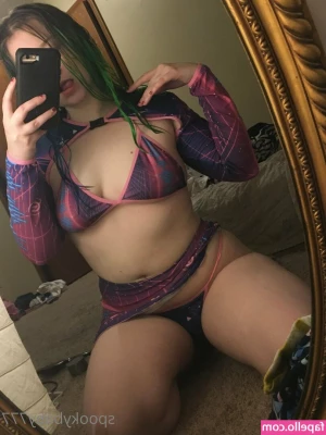 spookybaby777 - I don t think I like this top  what do you think