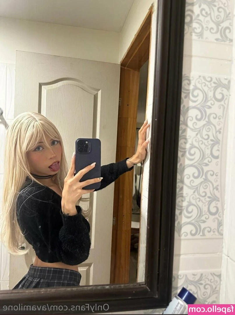 avamilone - ✨Free Subscription @a_secret1✨  💋I have something to show you.