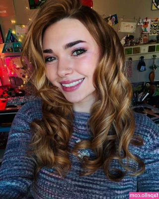 Emmy Beth [ emmy-beth ] - Nothing lifts your spirits like beautiful photo shots 👌😇 Do you