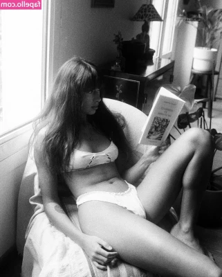 Michelle Vaistoukh [ michelle-vaistoukh ] - Old sets always available 👅👅👅💜😈