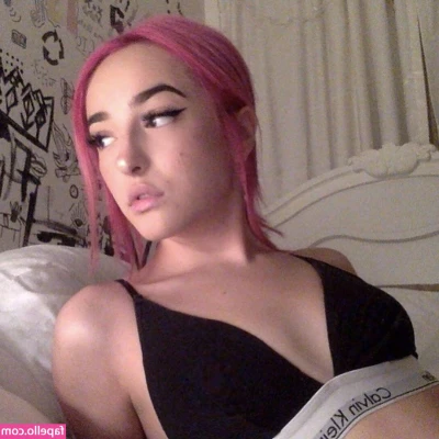 Bianca Marie [ bianca-marie-1 ] - I’m so horny right now Papi... how about you? #onlyfans