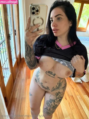 melthoneyvip - I heard you get a hard cock when you see tits? 😈💦