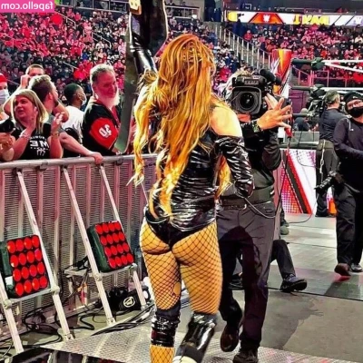 Becky Lynch [ becky-lynch ] - If you have questions for the boys  drop them here for the weekend