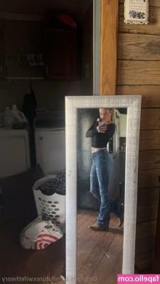futurexwifetheory - J'ai gagné le concours des plus belles fesses OF 🤩 merci d'avoir