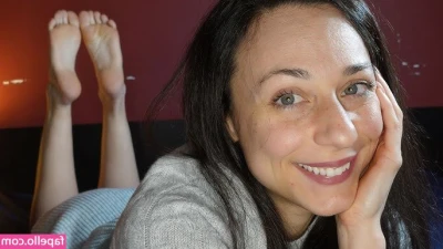 Kya ASMR [ kya-asmr ] - Cum inside my bedroom with me and stand over my bed while I fuck