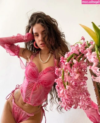 zulanass - Recording some fun solo stuff for you today ♡