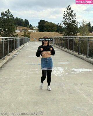 peach_luvr [ peach-luvr ] - I suck u baby 👅