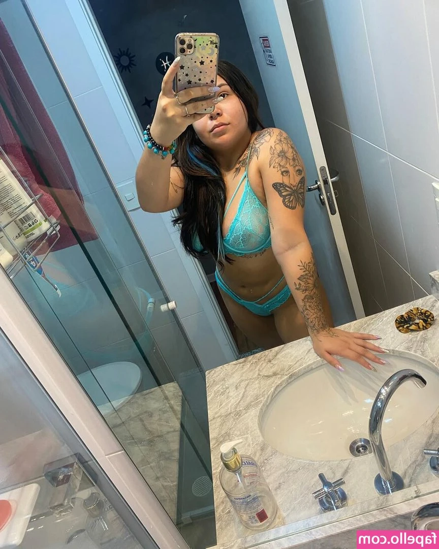 Isabella Barreto [ isabella-barreto ] - ok now im going to flood your feed with EDC content now that I have