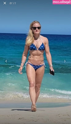 Valentina Shevchenko [ valentina-shevchenko ] - https://onlyfans.com/1048238085/playwithjj