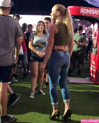 Valentina Shevchenko [ valentina-shevchenko ] - Yeehaw 🤠 Save a horse, ride a cowboy! Peek at Piper's left breast: