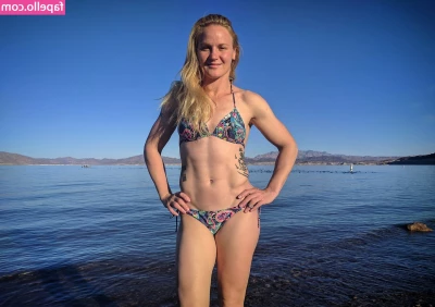 Valentina Shevchenko [ valentina-shevchenko ] - Feeling cute 😊