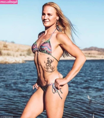 Valentina Shevchenko [ valentina-shevchenko ] - Just push my thong aside and put it in me  https onlyfans com