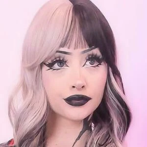 Vampyy_doll
