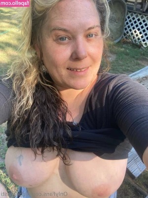 lizgetnasti - Easy access is key ;)