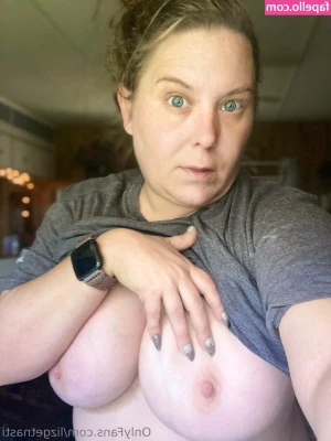 lizgetnasti - Happy Soles Sunday. I have no children, as I decided at an early age