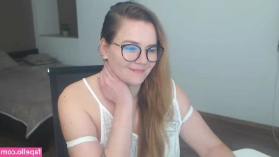 KellyKleine - It's so hot this summer. I wish someone would lick the sweat off my