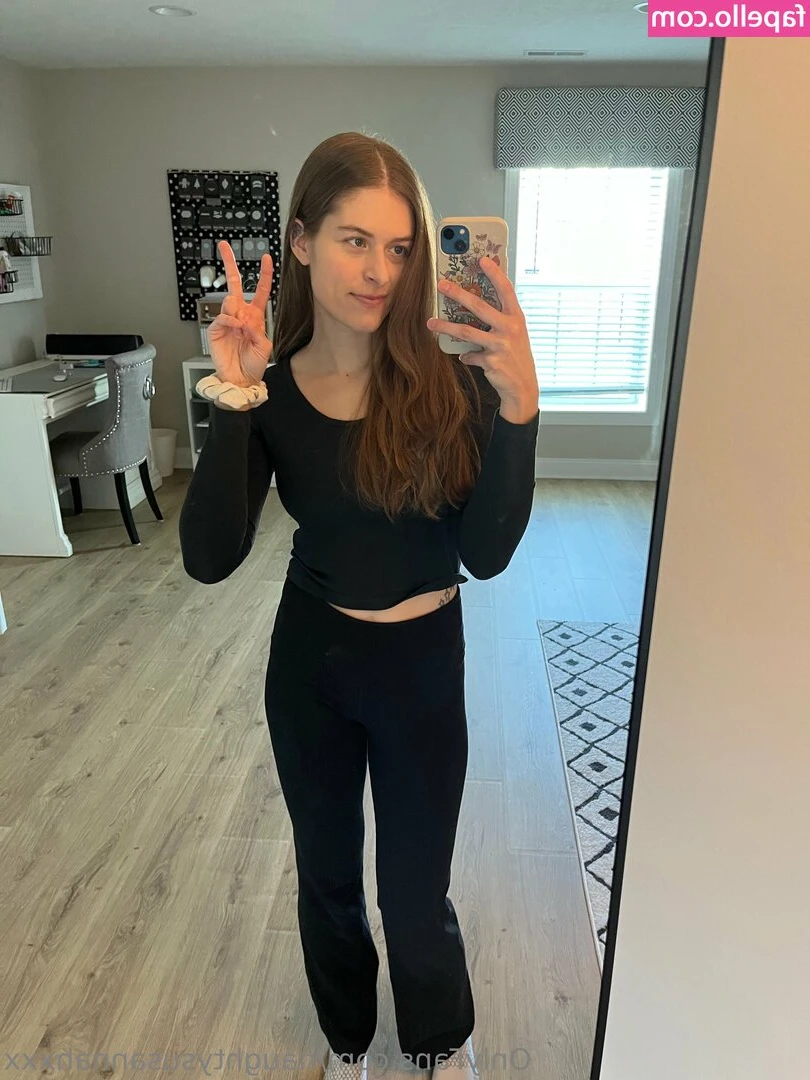naughtysusannahxxx - Super Model Legs