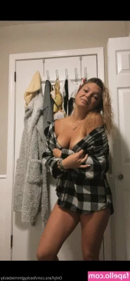 beckygimmiebecky - I like people who press the like button and give me tips.