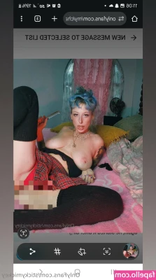 stickymickey - your face belongs between mommy’s thighs
