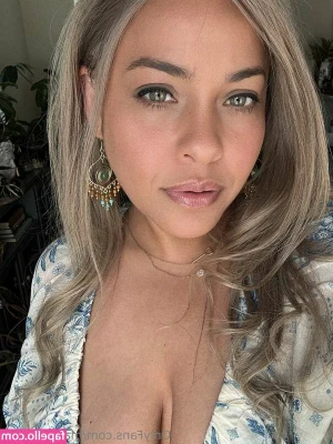 Makenna - i need new lingirie!!!