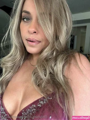 Makenna - this is too sexy on me 🥵