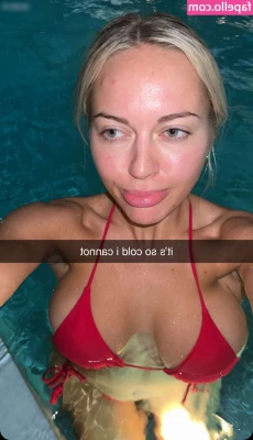 Erna Husko [ erna-husko ] - Dm me ur fav position 🤤 I wanna show u smth