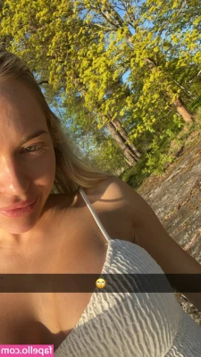 Erna Husko [ erna-husko ] - Swipe to reveal my fat