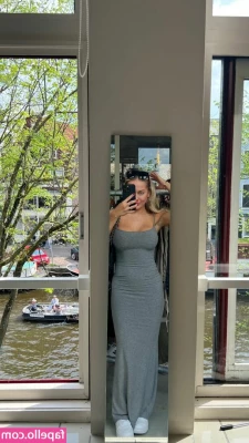 Erna Husko [ erna-husko ] - Such a big load all the way up my chest  Should have been in a tight