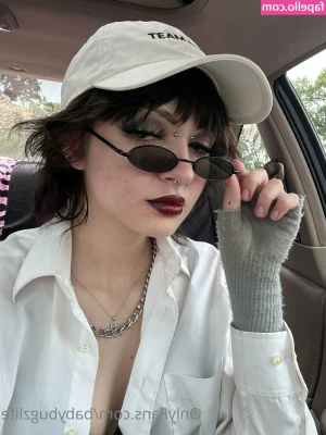 bby.bugz [ bby-bugz ] - licking always comes first 🥰