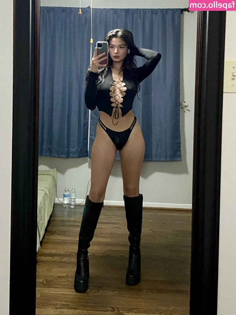 Cosmiclyssa - 🖤 Check your inboxs! 🖤