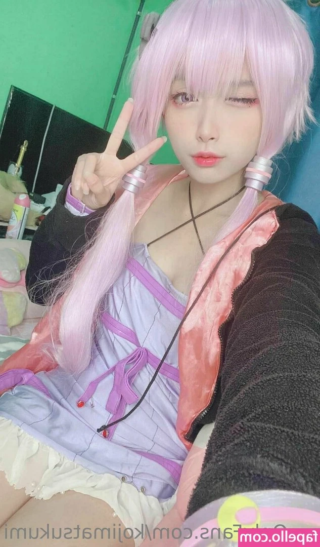 kojimatsukumi - Half off is just more comfy 🥰