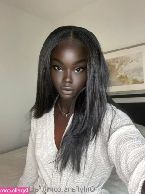 trackbabe18 - Are you having a good Monday?