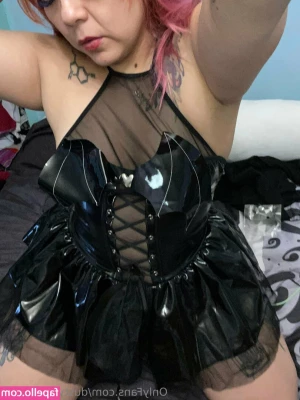 dustybunnyowo - My pits needs for your tongue