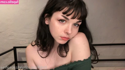 elizabeafree - bend me over