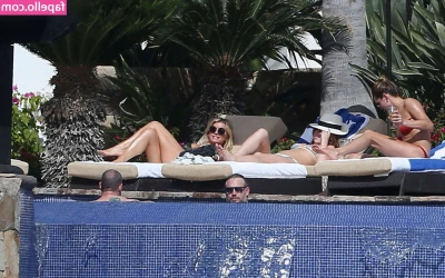 Jessica Simpson [ jessica-simpson ] - I had a sunny day here in Amsterdam :) If anyone wants to reimburse
