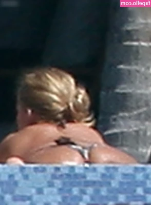 Jessica Simpson [ jessica-simpson ] - 🎶I just wanna make you feel ok 🎶