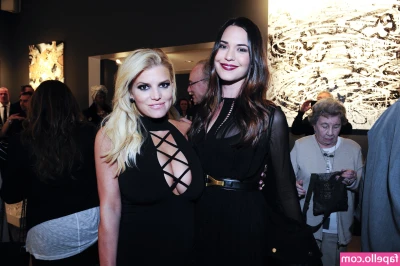 Jessica Simpson [ jessica-simpson ] - Decided to show you my new dress 👗 but I know you wanted to see